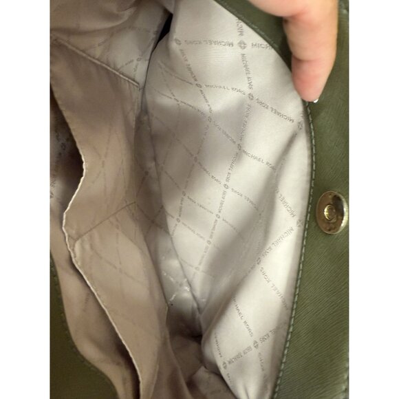 Michael Kors Savannah Large Leather Satchel Purse Green - Picture 11 of 16